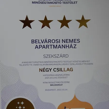 Belvarosi Nemes Apartmanhaz * Szekszárd