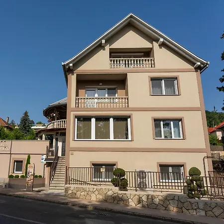 Apartament Belvarosi Nemes Apartmanhaz *