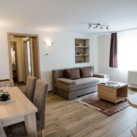 Apartament Belvarosi Nemes Apartmanhaz Szekszárd
